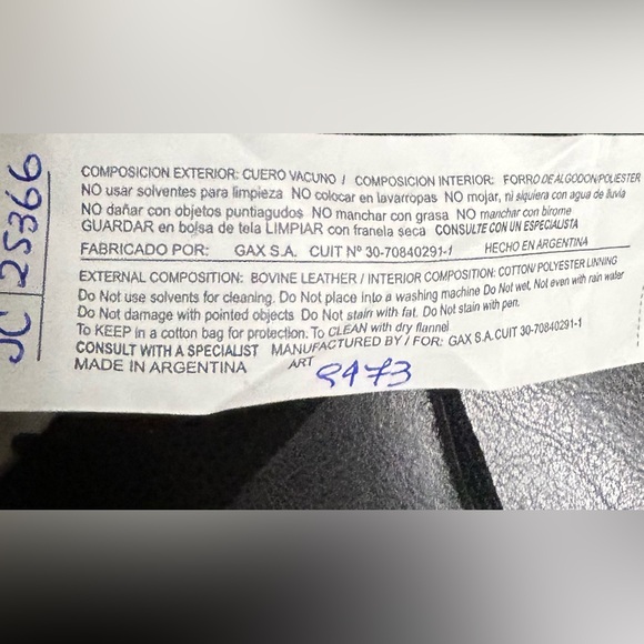 Prune Black Textured Clutch - Picture 3 of 4